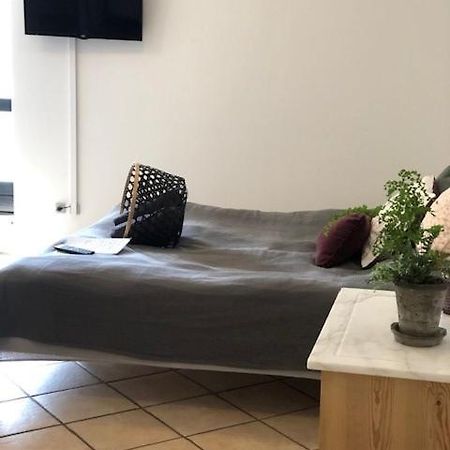Alleso Gl. Sognefoged Gard Оденсе Номер фото